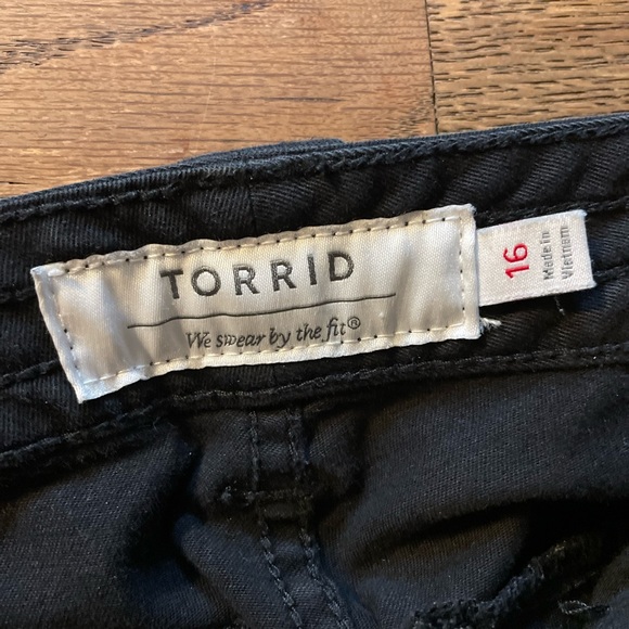 Cropped pants - Picture 4 of 6